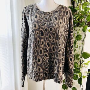 Zara Gray Funky Animal Print Super Soft Cozy Stretchy Sweater - Size Medium